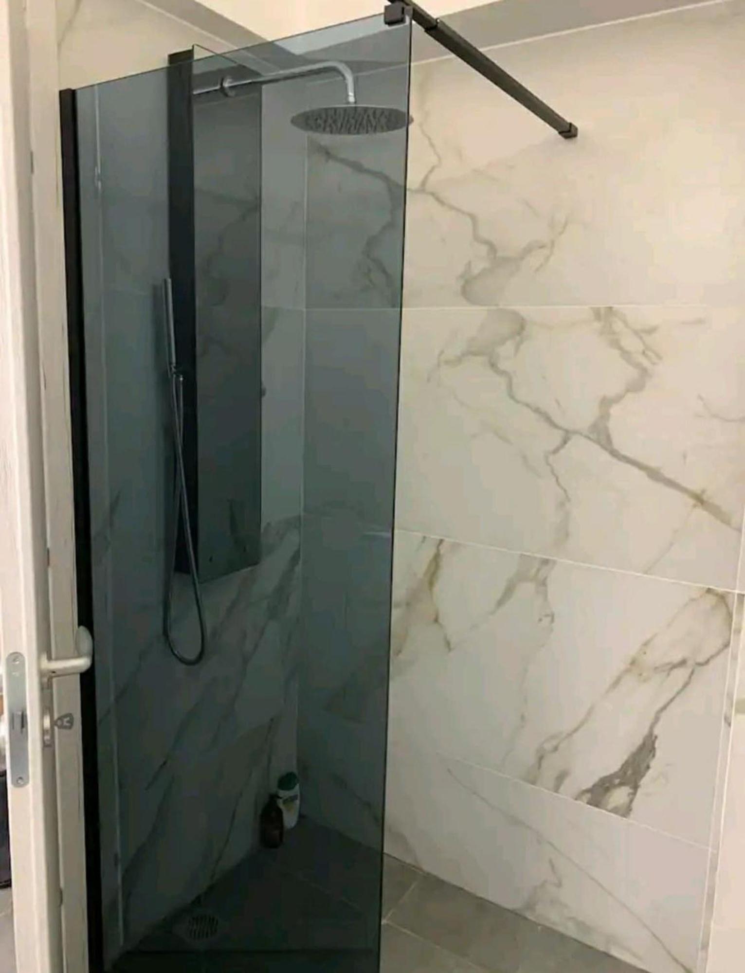 Afrodite Central Apartment By Vpn Atina Dış mekan fotoğraf