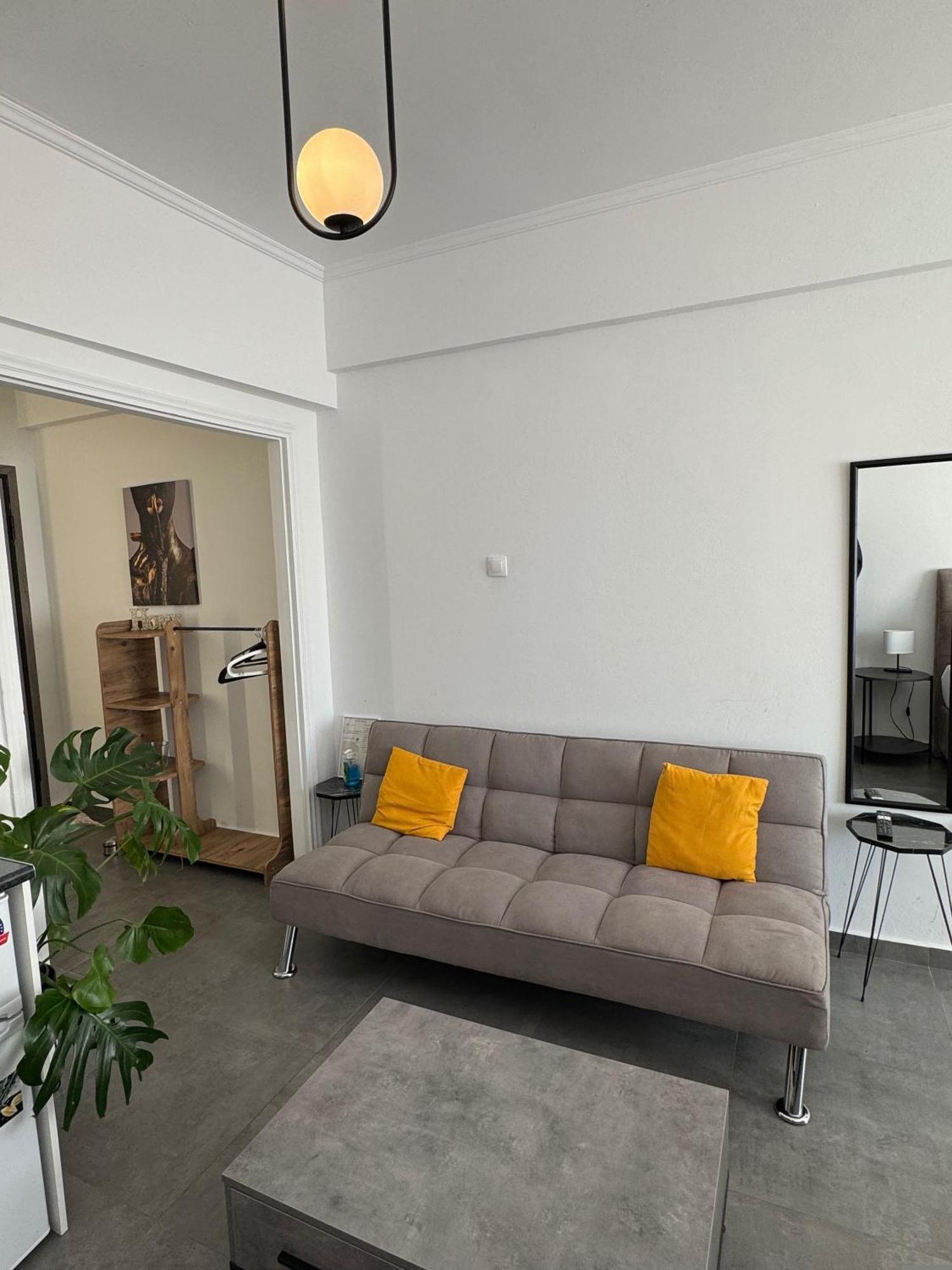 Afrodite Central Apartment By Vpn Atina Dış mekan fotoğraf